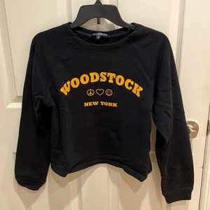 Black Woodstock New York top. Size small.